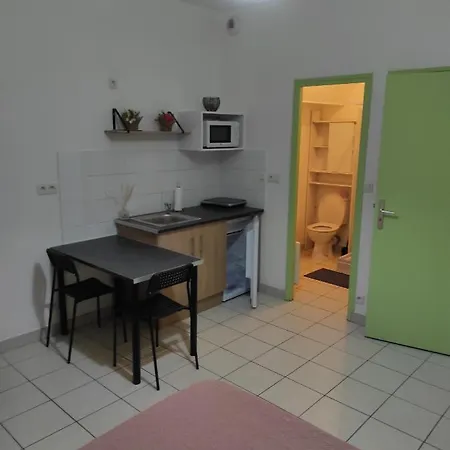 T1 Centre Apartmán *